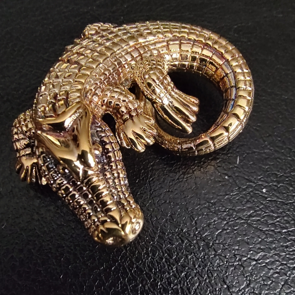 14 K Gold Alligator Pendant / Slide
